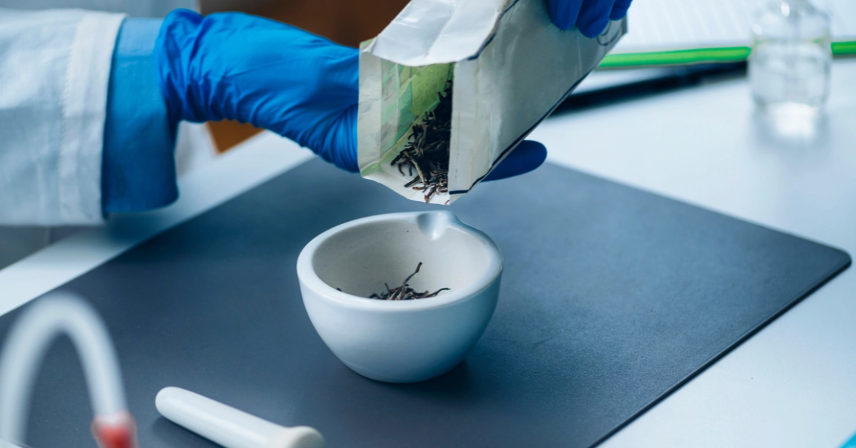 tea-products-testing-for-polyphenolic-and-other-compounds-by-neotron